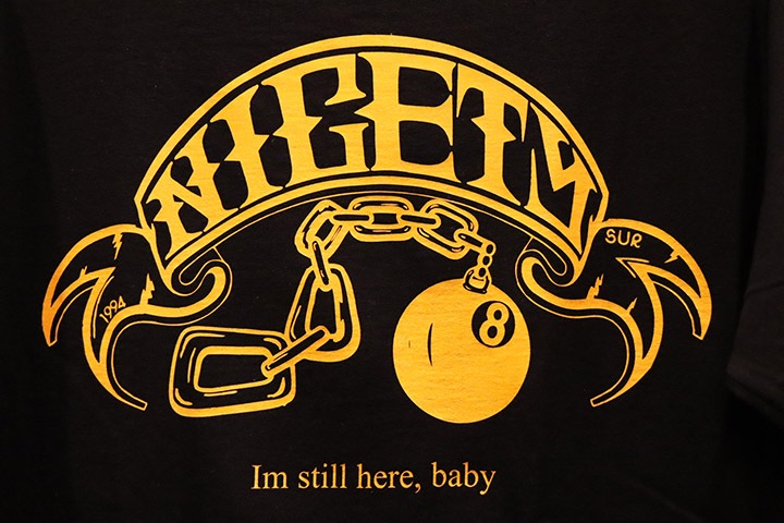 NICETY Tshirt (8ball) / black & club yellow