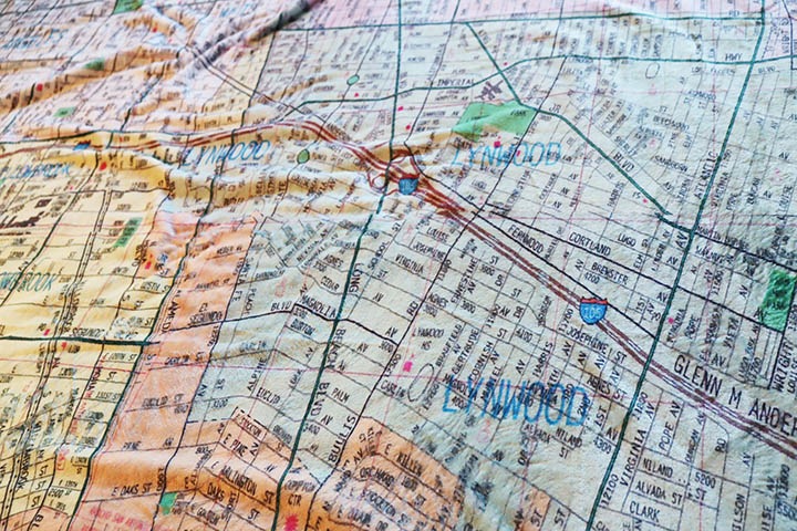 OSSANTHEHOOD big blanket (LAmap) 200cm x 150cm