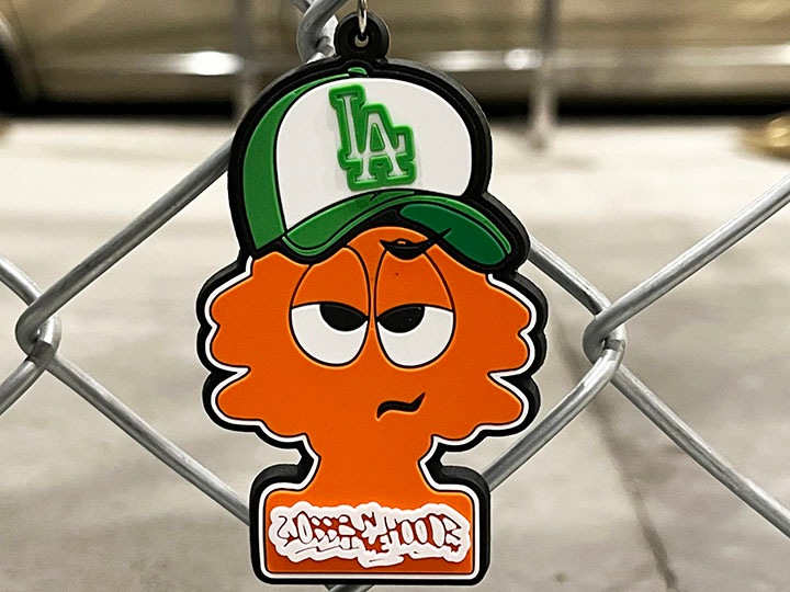 OSSANTHEHOOD pvc keychain (imbig) / orange