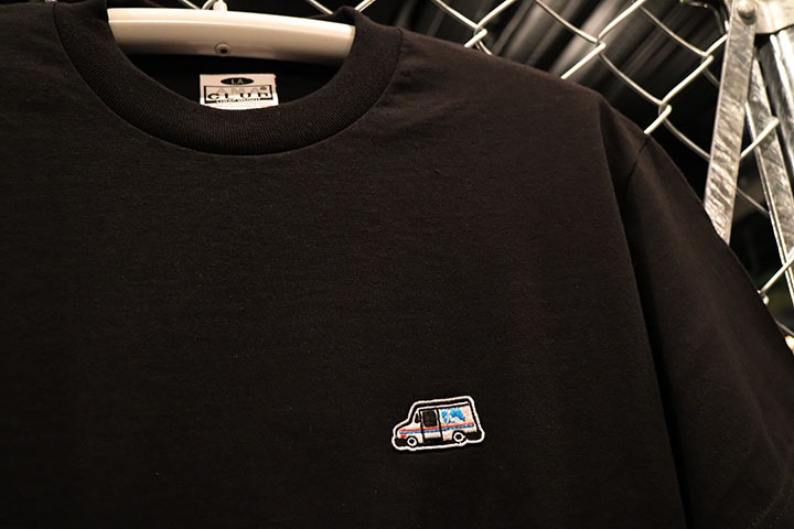 OSSANTHEHOOD Tshirt (patched) / black