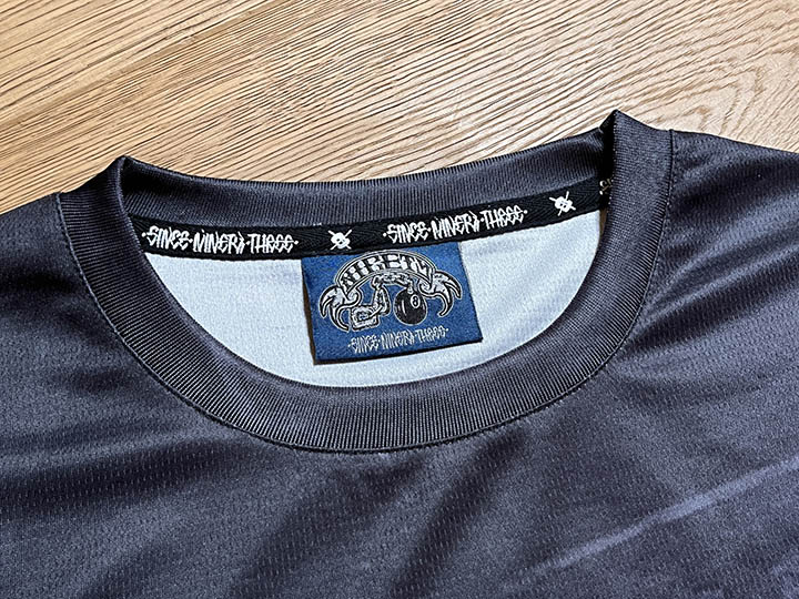 NICETY Φξ dry fit Tshirt (8ball-neon)