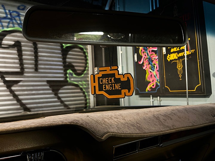 OSSANTHEHOOD airfreshener (check)