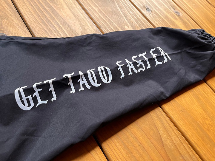 OSSANTHEHOOD coach jacket (limo) / black x whtie