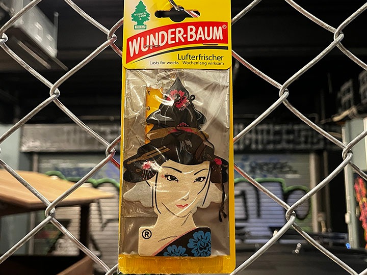 WUNDER BAUM air freshener / geisha