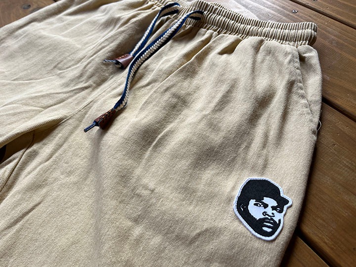 OSSANTHEHOOD buggy denim jogger (og face) / 2 color