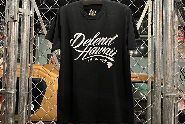 DEFEND HAWAII Tshirt (wildstyle) / black