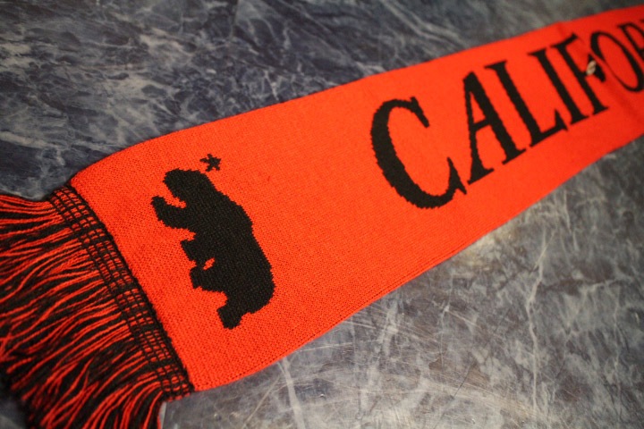 CALIFORNIA scarf �ޥե顼 / red