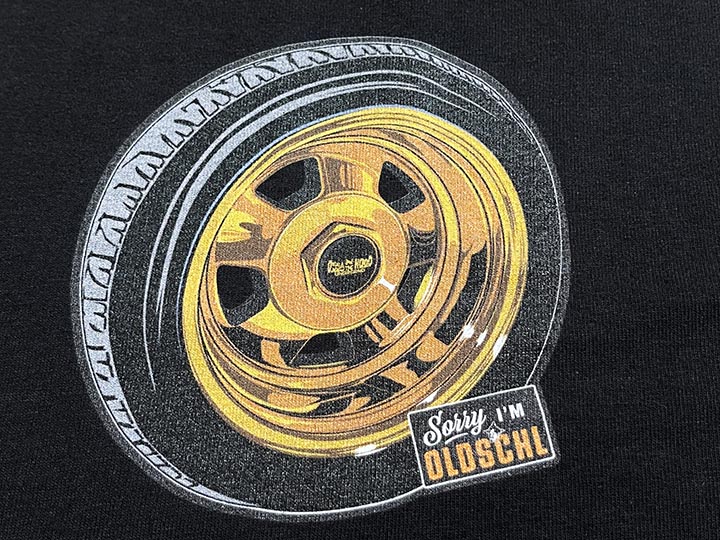 OSSANTHEHOOD Tshirt (tech gold) black