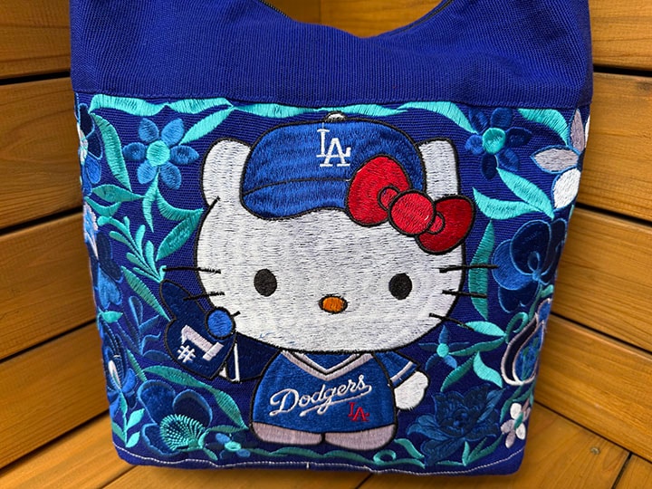 LA handmade zip tote (cat)