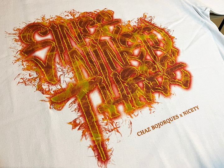 NICETY "SINCE NINETY THREE" Tshirt (blaze) / white