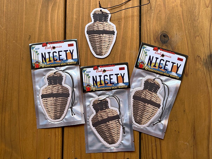 OSSANTHEHOOD air freshener (basket) / black