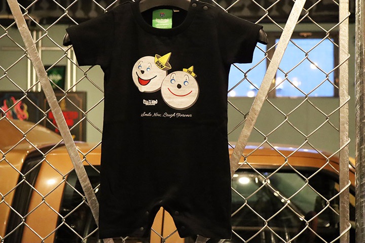 OSSANTHEHOOD infant tee & romper (laugh) / black