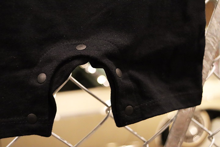 OSSANTHEHOOD infant tee & romper (laugh) / black