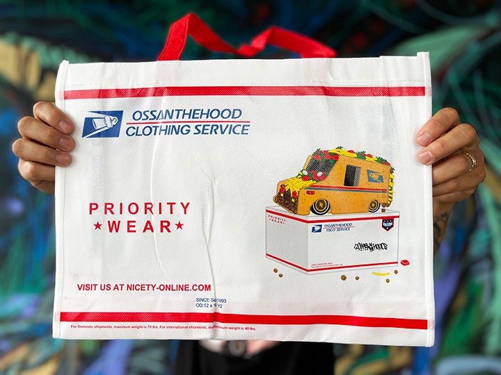 OSSANTHEHOOD tshirt (taco service) / white