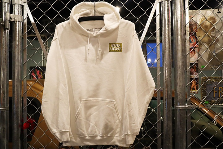 BUD LIGHT official pullover hoodie / white
