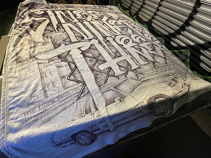 NICETY "since ninety three" big blanket