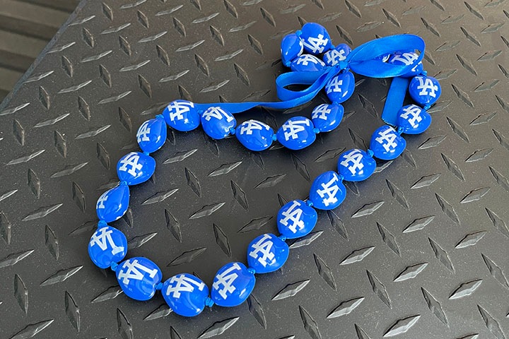 LA DODGERS kukui lei