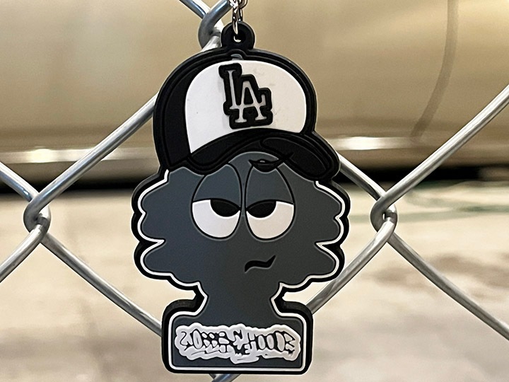 OSSANTHEHOOD pvc keychain (imbig) / gray