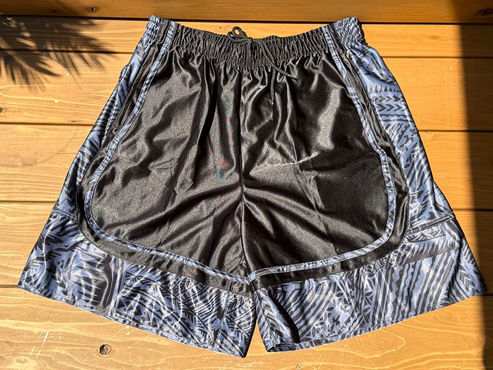 Hawaiian tribal basket shorts "XL" / black x gray