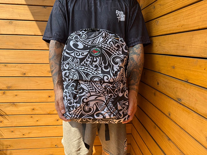 Hawaiian tribal backpack / midium