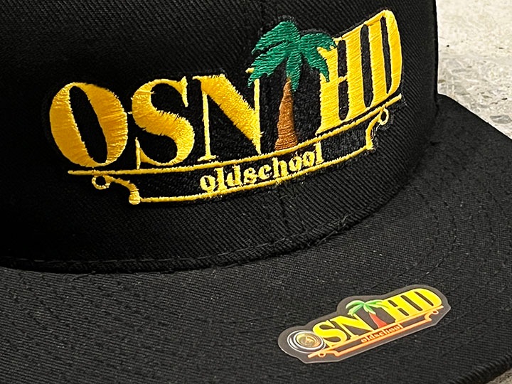 OSSANTHEHOOD snapback cap (plaque) / black