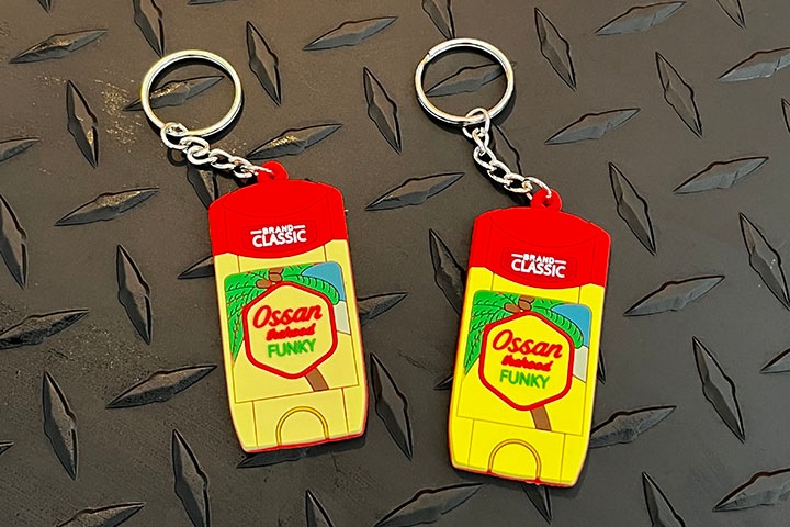 OSSANTHEHOOD keychain (funky)