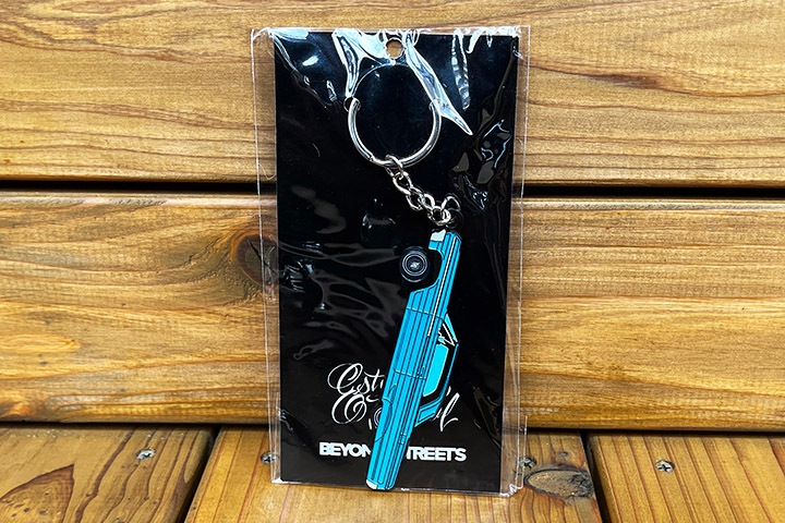 ESTEVAN ORIOL metal keychain 