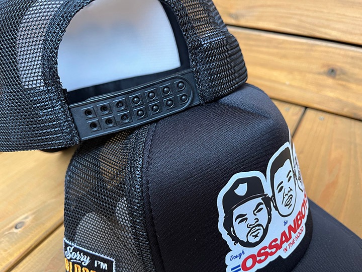 OSSANTHEHOOD mesh tracker cap (ossanboys) / white & black