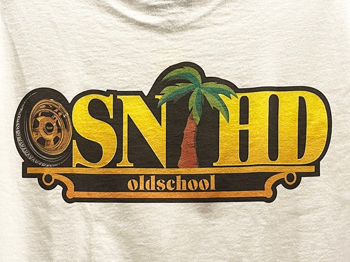 OSSANTHEHOOD Tshirt (plaque) / white