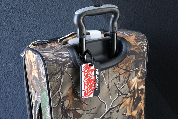 NICETY "HELLYEAH"pvc bag tag