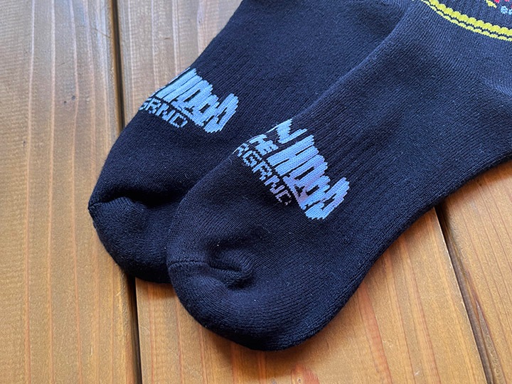 OSSANTHEHOOD socks (banger) / black