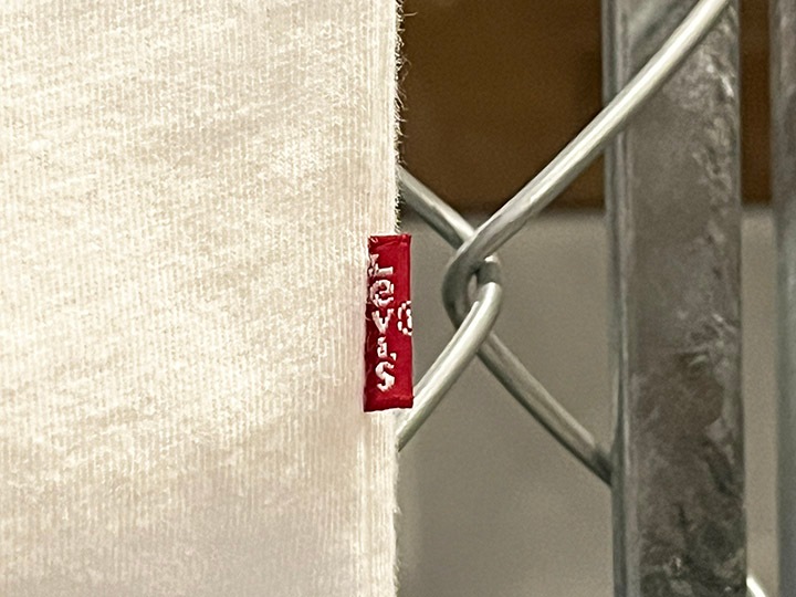 LEVIS HAWAII Tshirt / white