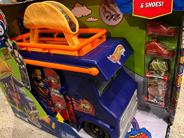 HOT WHEELS taco truck play case