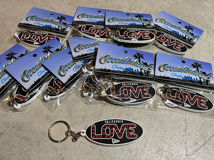 OSSANTHEHOOD pvc keychain (cali_love)