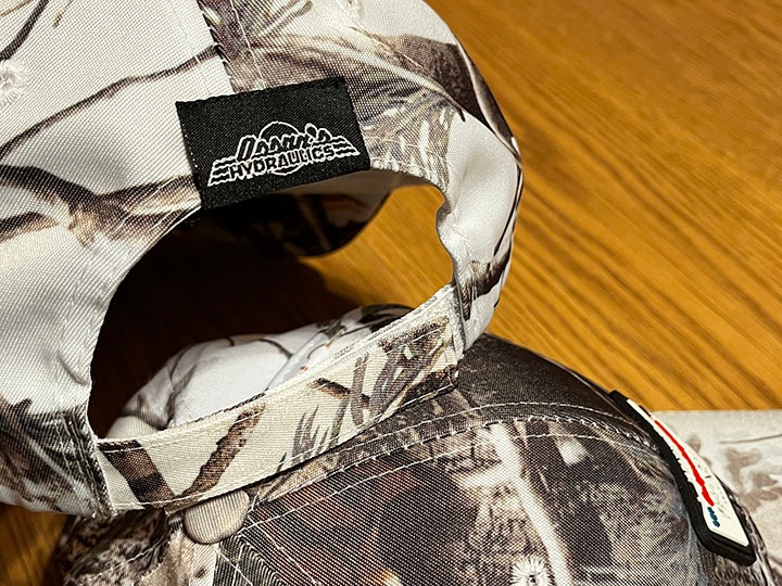 OSSANTHEHOOD dat hat (license) / snow camo