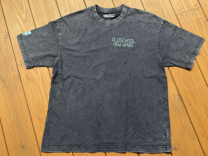 OSSANTHEHOOD dye washed Tshirt (six buttons) / washed black