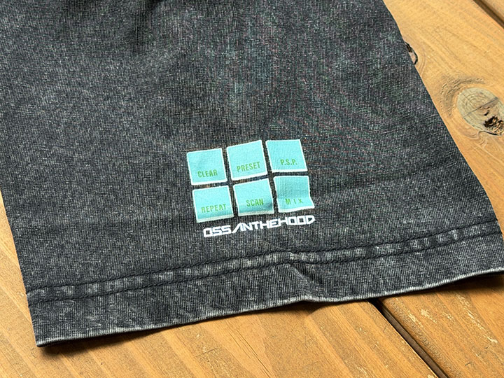 OSSANTHEHOOD dye washed Tshirt (six buttons) / washed black