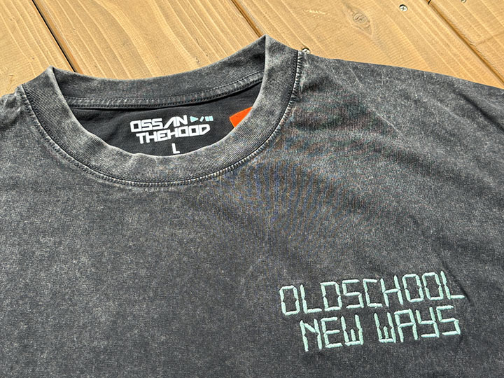 OSSANTHEHOOD dye washed Tshirt (equalizer) / washed black