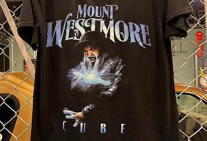 MOUNT WESTMORE Tshirt (cube) / black