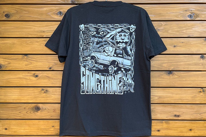 BENJIE ESCOBAR x OSSANTHEHOOD Tshirt (LA) / dark charcol