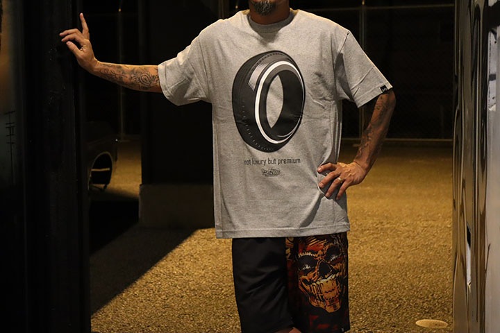 OSSANTHEHOOD Tshirt (premium) / heather gray