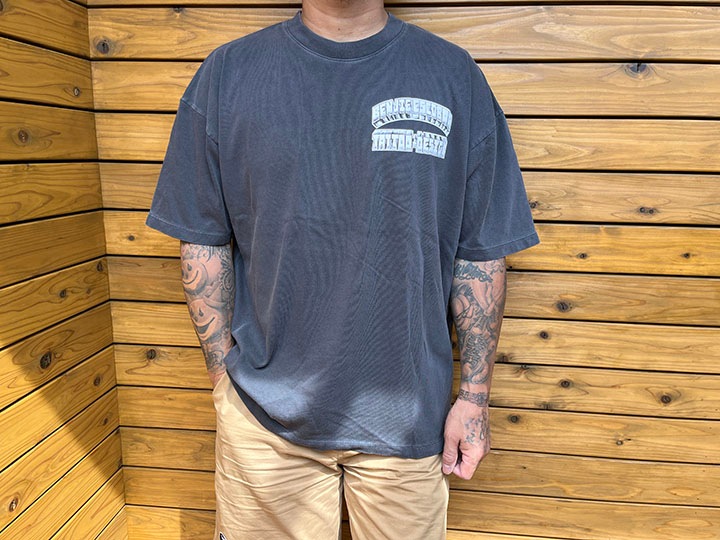 BENJIE ESCOBAR Tshirt (tattoo) / dark charcol