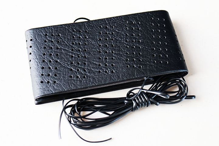 soft grip steering wheel cover / black