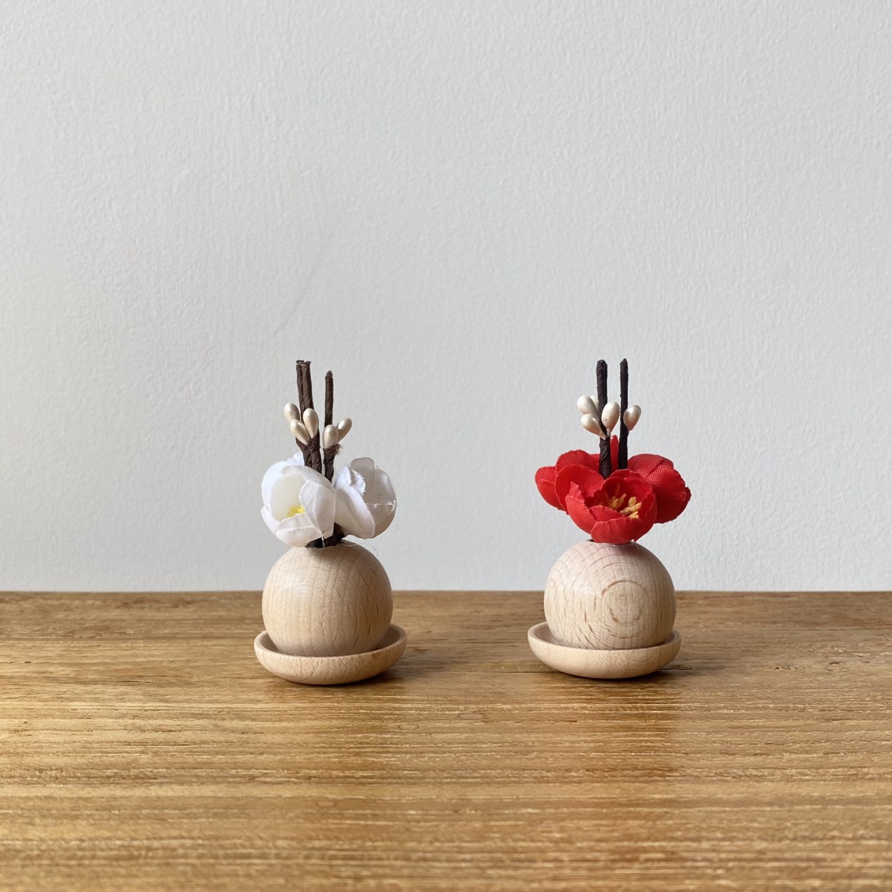 rico茉誉（まほろ）木目込み親王飾り雛人形 みにまる桐箱収納台 花紋