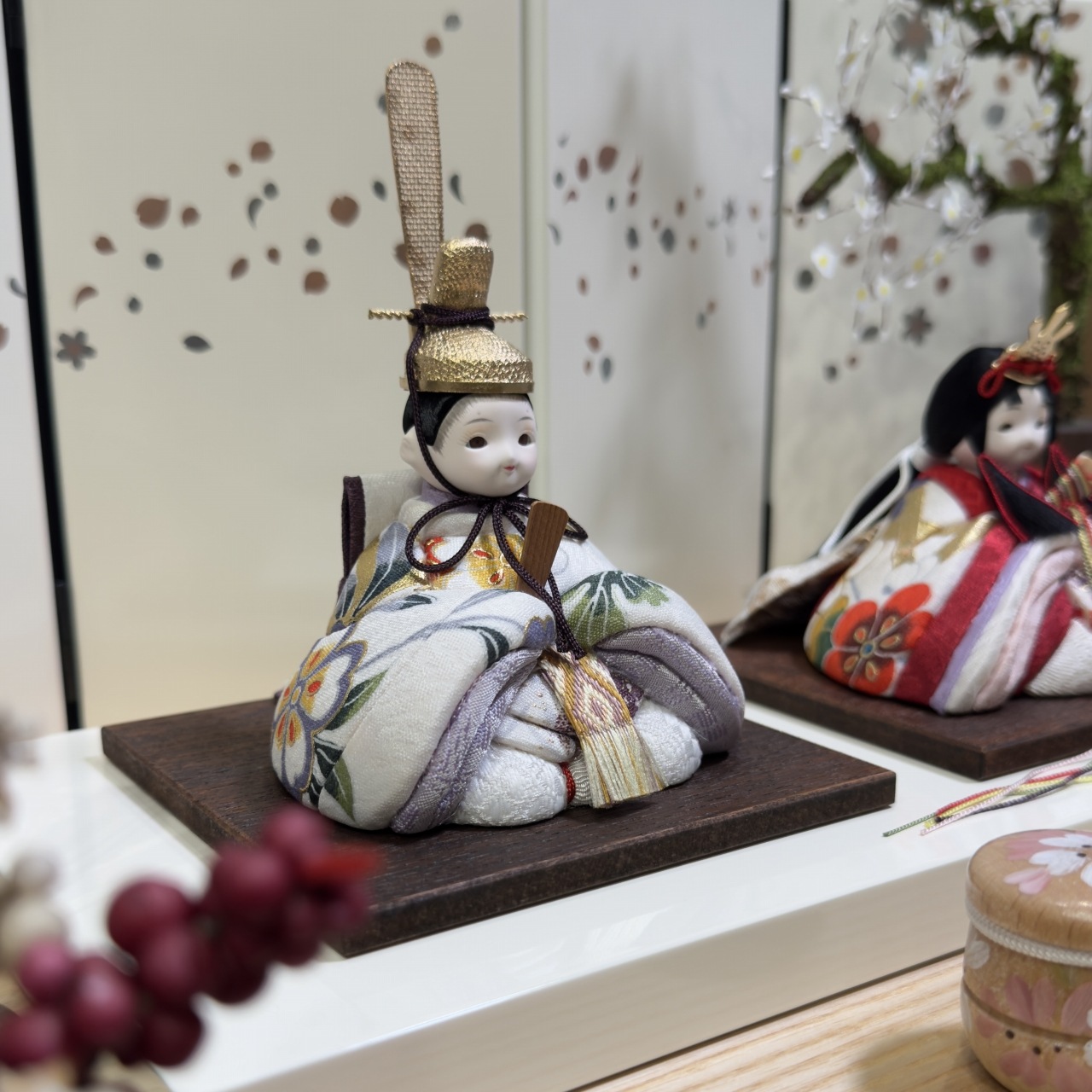 rico美月（みづき）木目込み親王飾り雛人形 高岡塗台 ミルキー桜蒔絵