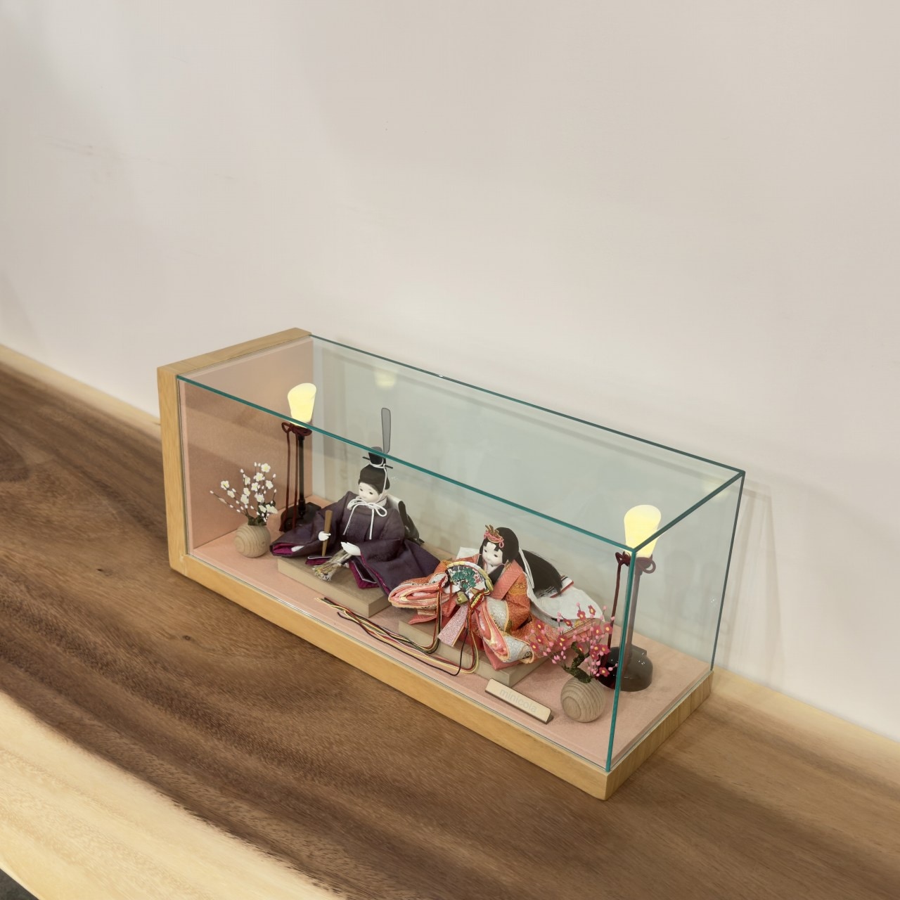 coco　お雛様　型染め額 coco円（まどか）衣裳着親王飾り雛人形 高岡塗台 満月木