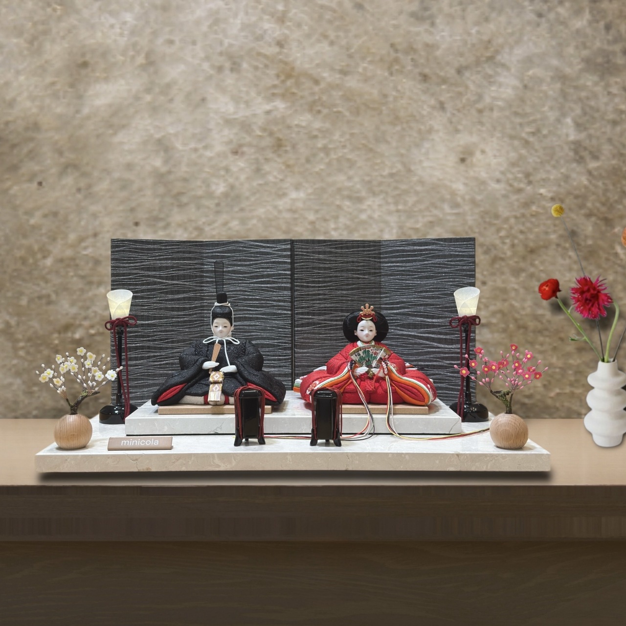 rico-粋-みやび 木目込み親王飾り雛人形 マーブルレクタステップ台 悠