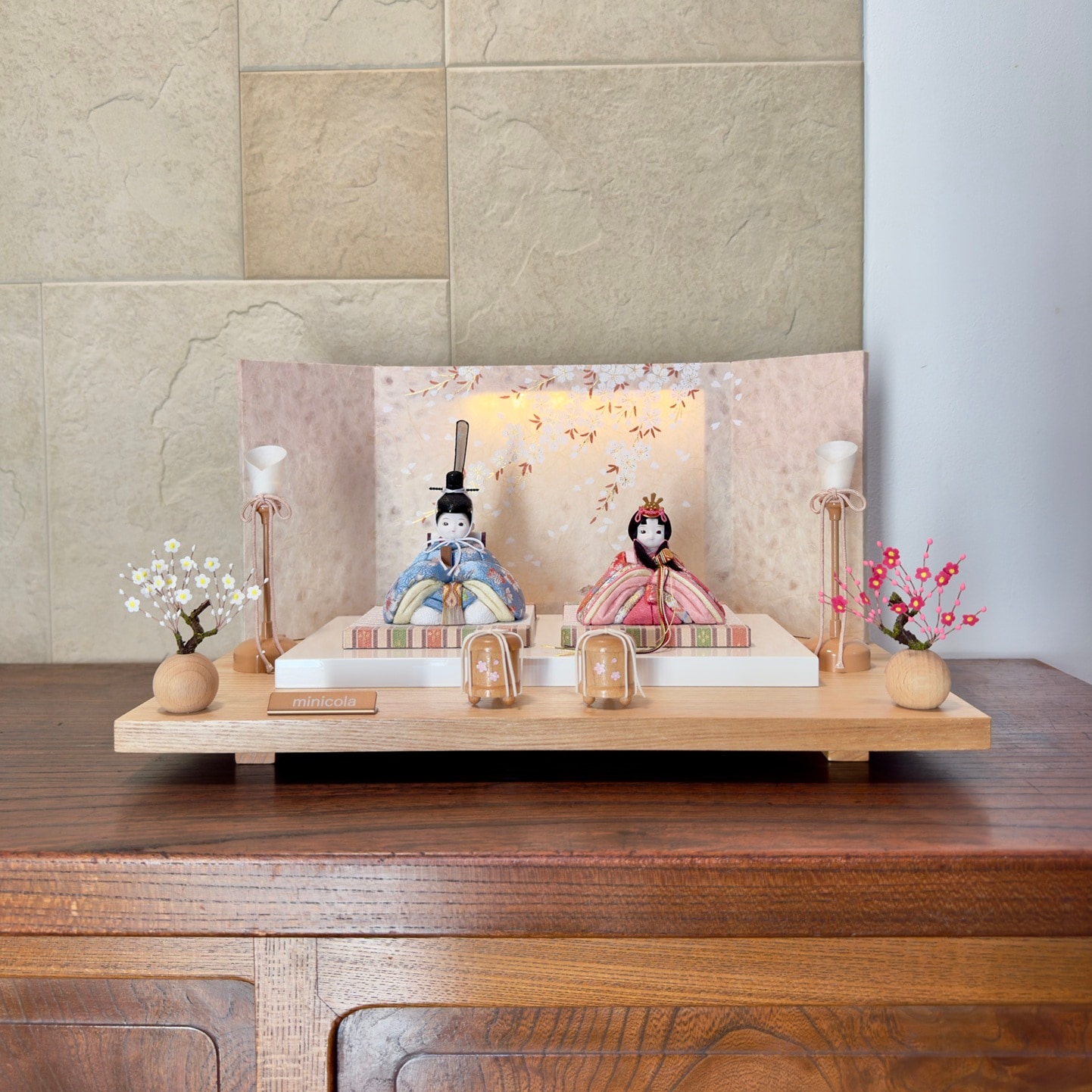 rico美琴（みこと）木目込み親王飾り雛人形 高岡塗台 しだれ桜屏風