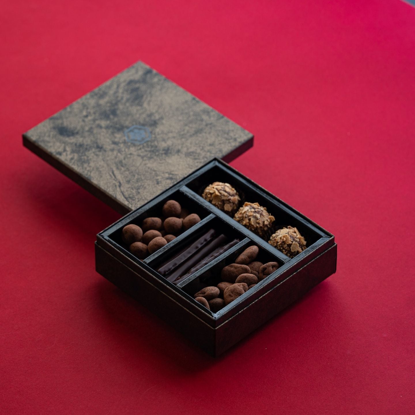 【バレンタイン予約専用】プラリネットとトリュフメゾン