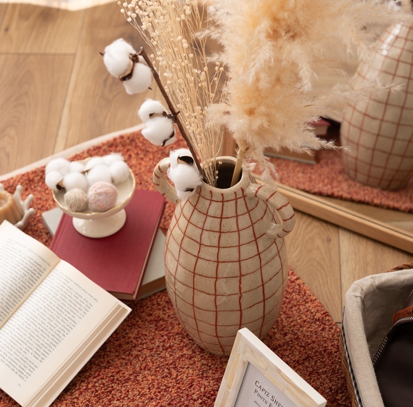 北欧感じる温かいぽってりフラワーベース/取っ手付き【２９センチ】